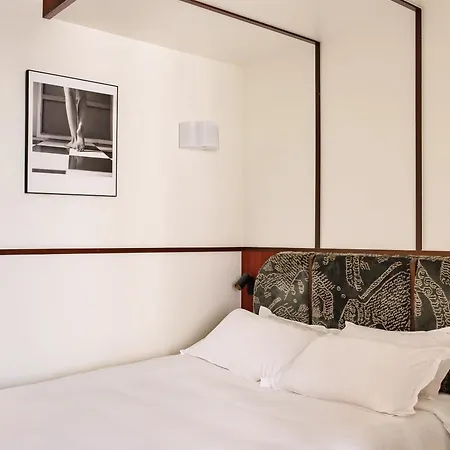 ホテル Marguerite パリ