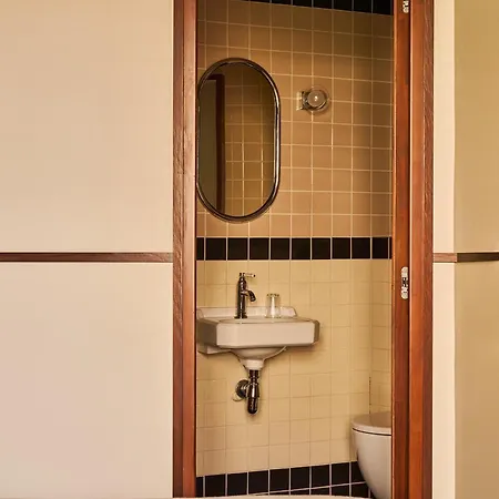 Marguerite 3* パリ