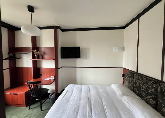 Marguerite 3* Parigi