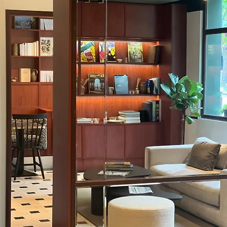 Arian Hotel